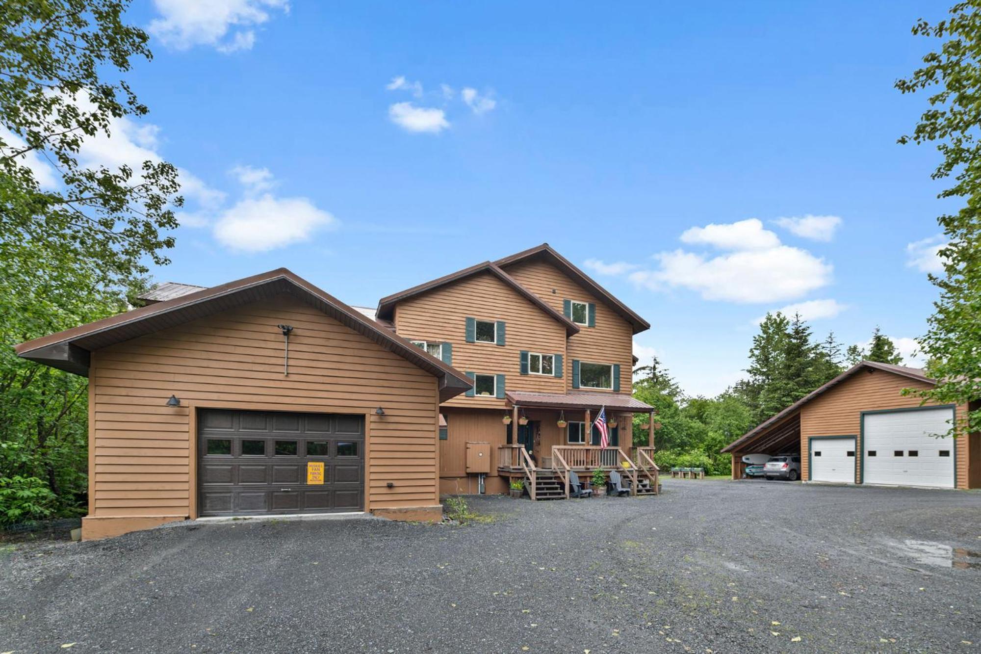 Bear Lake Lodgings B&B, Inc Seward Exterior photo