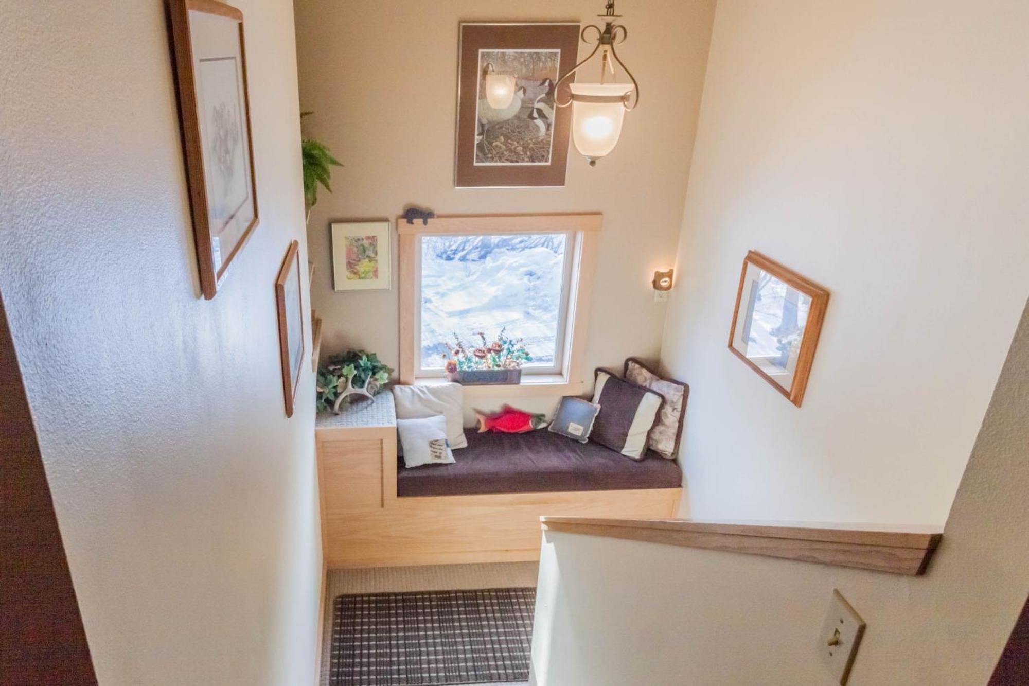Bear Lake Lodgings B&B, Inc Seward Exterior photo